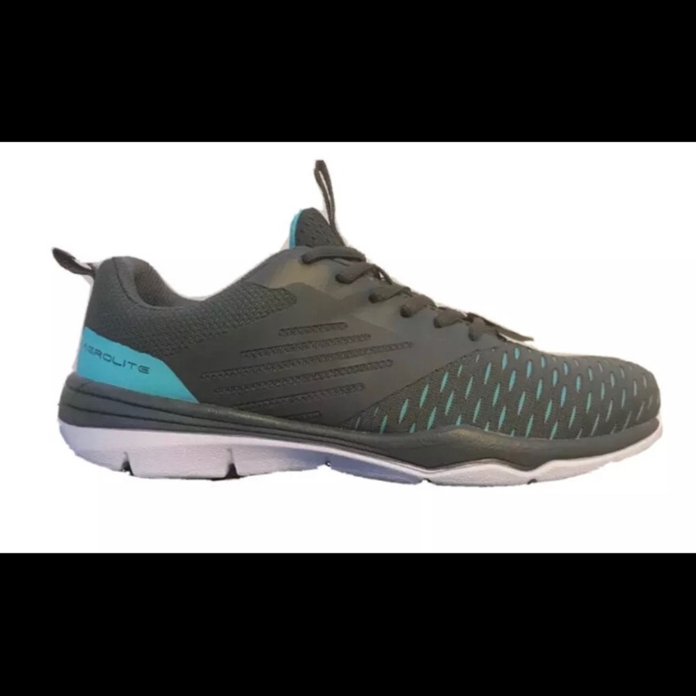 Everlast Women’s running shoes size 7.5